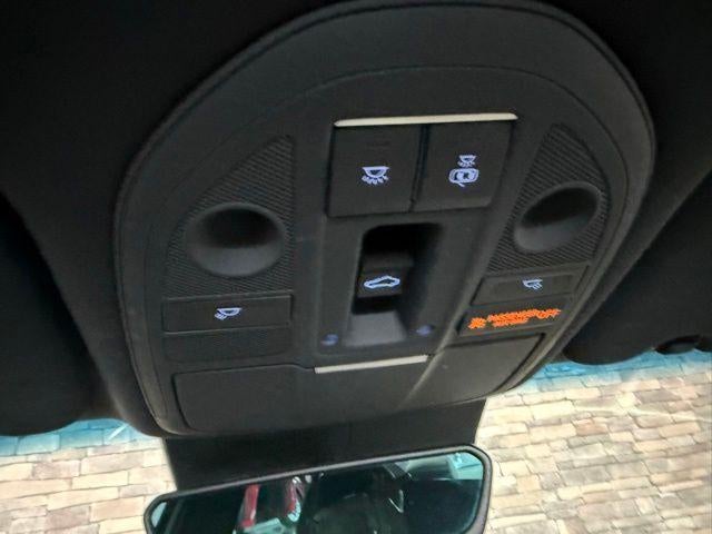 2022 Genesis G70 2.0T