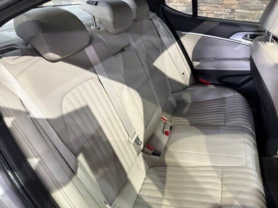 2022 Genesis G70 2.0T