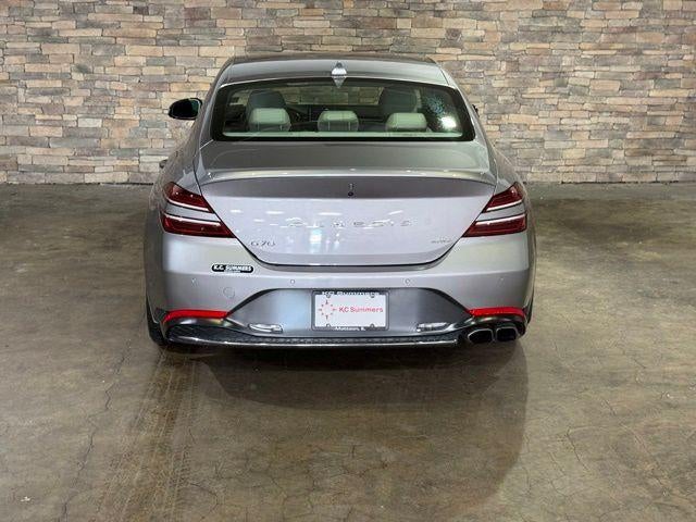 2022 Genesis G70 2.0T